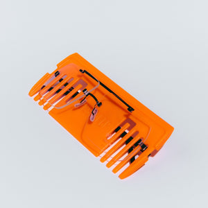 Eyeshaker - The Protector - Eyeshaker  Der EYESHAKER Protector schützt Kinder- und auch Randlosbrillen. Er fixiert kleine Brillen im Shaker und sorgt dafür, dass auch rahmenlose Brillen geschüttelt werden können. Bis zu einer Brillengröße von 143 mm (im geschlossenen Zustand) anwendbar.